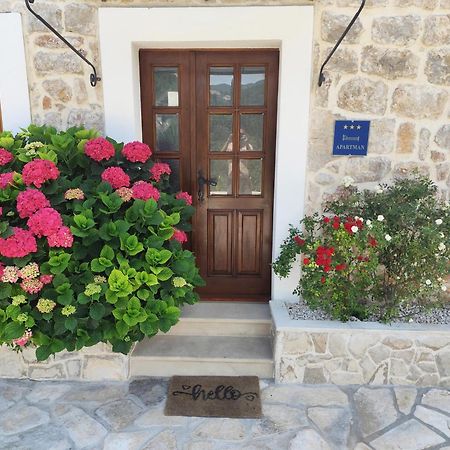 Apartment Mistral - Cosy Apartment With Sea View Молунат Екстериор снимка