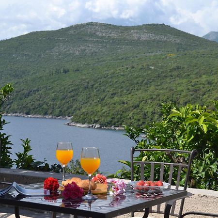 Apartment Mistral - Cosy Apartment With Sea View Молунат Екстериор снимка